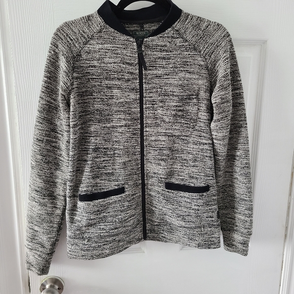 Roots Zip Up Sweater - Picture 1 of 3